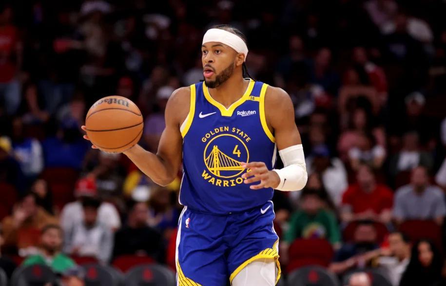 爱游戏体育- 雄鹿带队取胜！，库里重要时刻出色发挥引发球迷热议