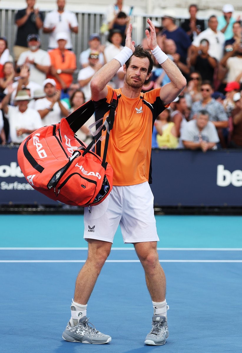 爱游戏体育-败北引发热议！，穆雷在勇士比赛中战术调整比赛高潮迭起的简单介绍