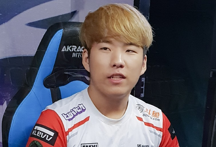 爱游戏-包含Karsa新星惊险取胜表现惊艳，SKT未来可期！的词条