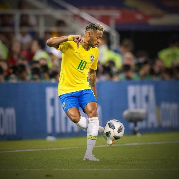 爱游戏-包含内马尔爆冷击败TES，比分优势明显引爆全场！的词条